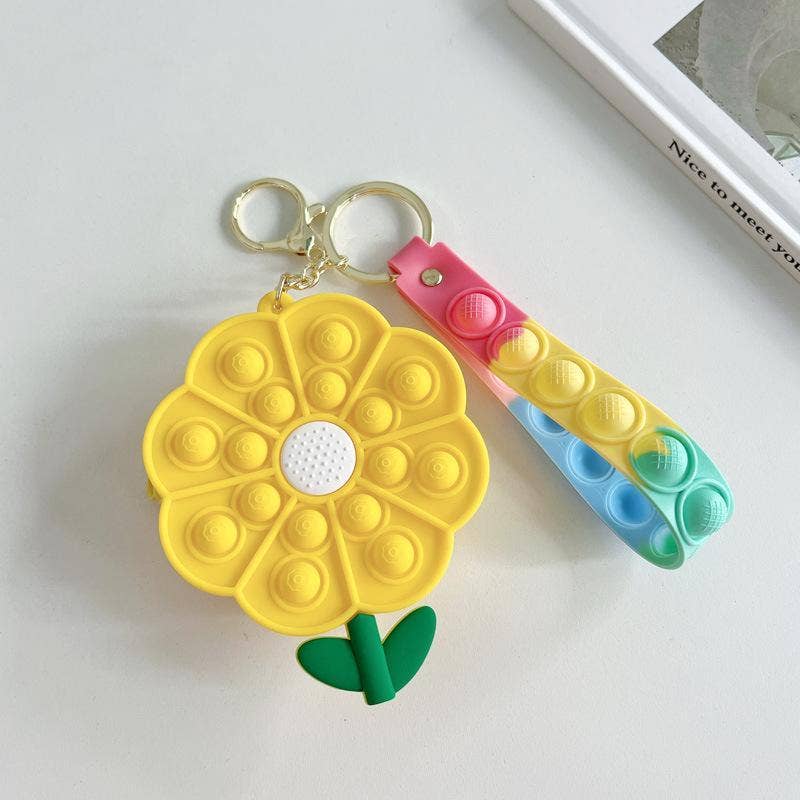 KiddieKickz - Wholesale Keychain - Kids - Small Keychain Coin Purse Spaceman Bear Fingertip Toy22