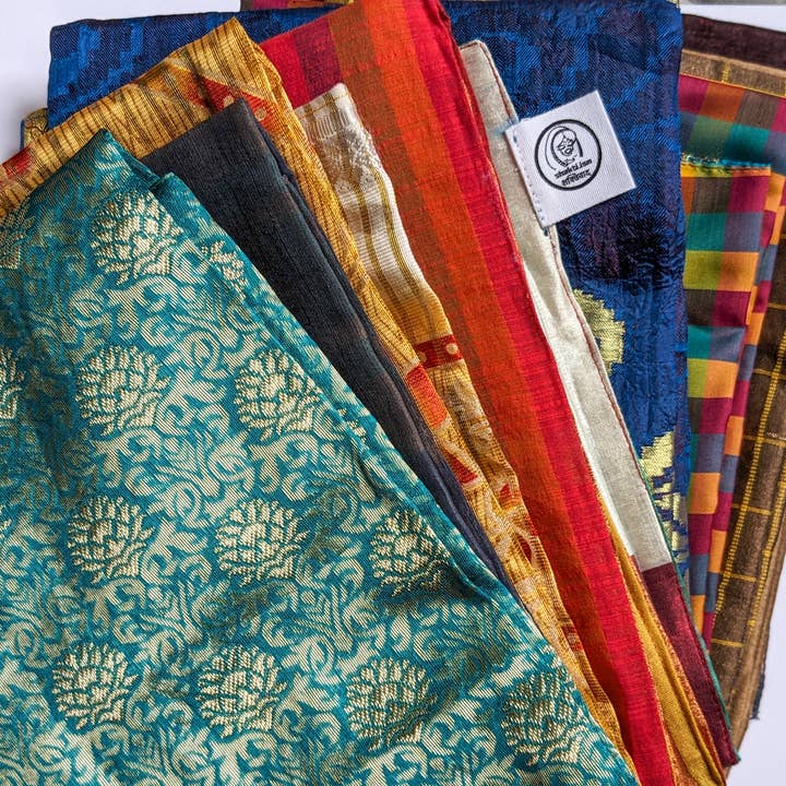 Shakti.ism - Wholesale Flat Wrap - L reusable sari gift wraps, furoshiki 60x60cm, 24x24in3