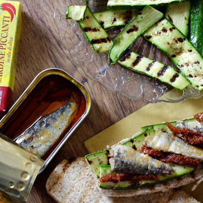 International Loft - Wholesale Tinned Fish - Angelo Parodi Spicy Portuguese Sardines in Olive Oil