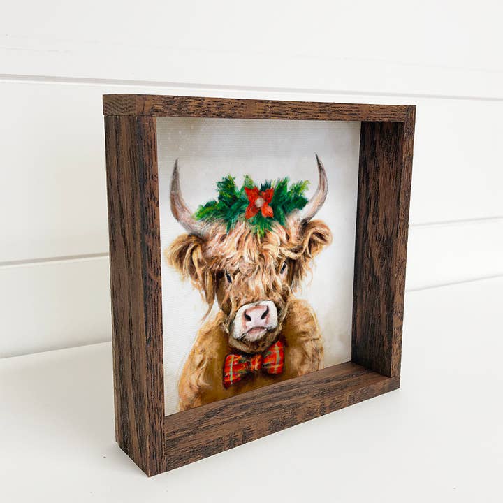 Hangout Home - Wholesale Christmas Wall Art - Highland Cow in Christmas Wreath Holiday Farm Small Decor