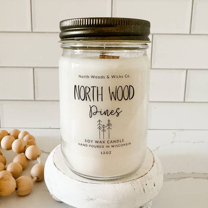 North Woods & Wicks Co - Venta al por mayor Velas en tarros - Vela de Soja de 12oz North Wood Pines