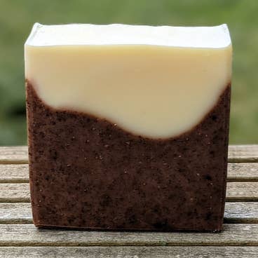 Christmas Soap - Sweet Orange, Cinnamon + Clove for wholesale by La Zouch Soaps