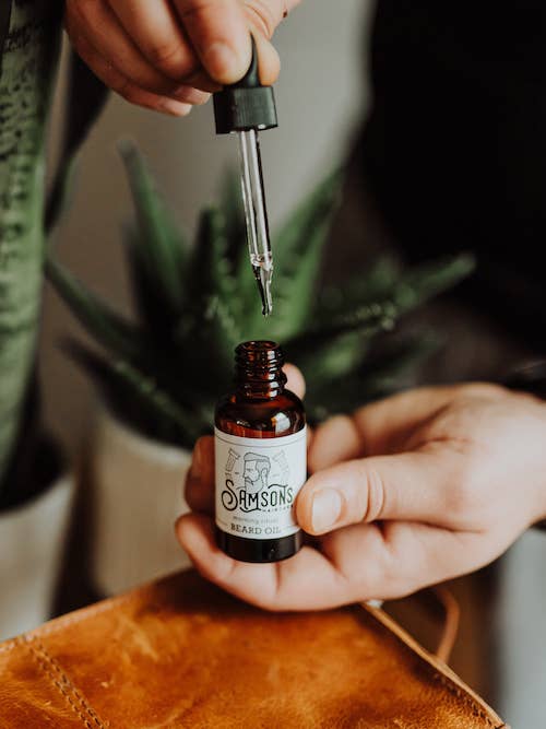 Moisturizing & Softening Beard Oil with Classic Scent for wholesale by Samson’s Haircare