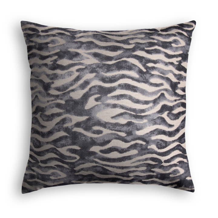 The Pillow Collection Inc. - Wholesale Throw/Decorative Pillow - Zahra Throw Pillow3