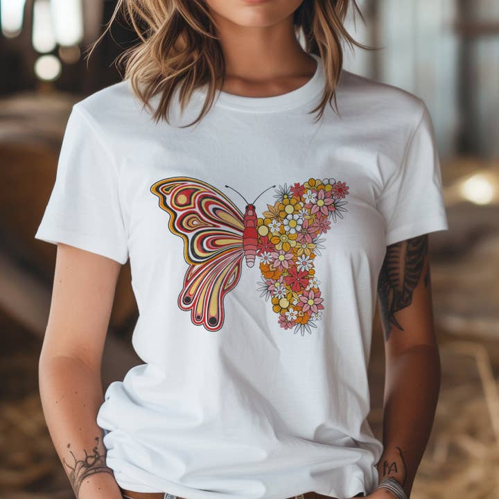 Camiseta Graphic Floral Vintage Borboleta por atacado de Urban Edge Co.