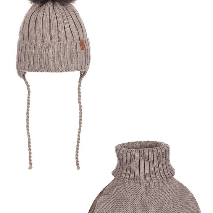 brown Hat and snood set "Atanasio" for wholesale on Faire