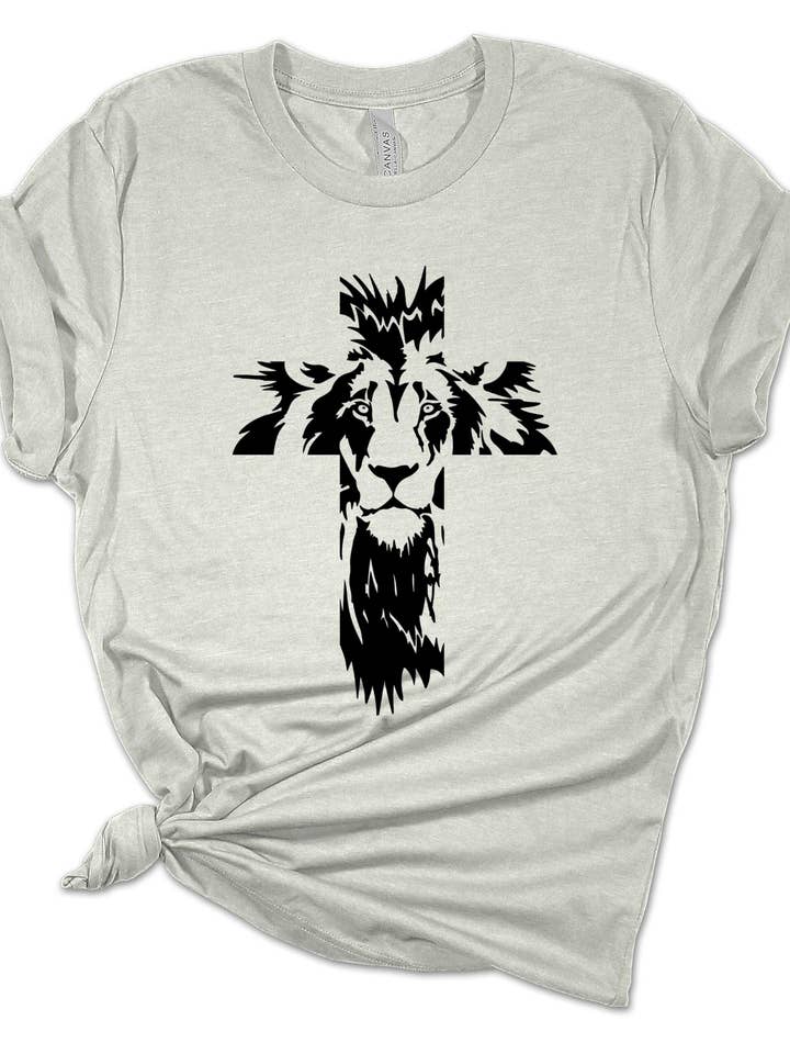T-shirt Le Lion de Juda Croix Jésus SS T-Shirt pour la vente par Trenz Shirt Company