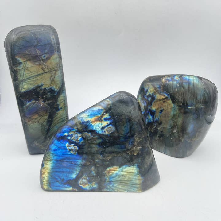 Set of 3 Free Forms - Labradorite no. 10 for wholesale by Minéraux d'ailleurs