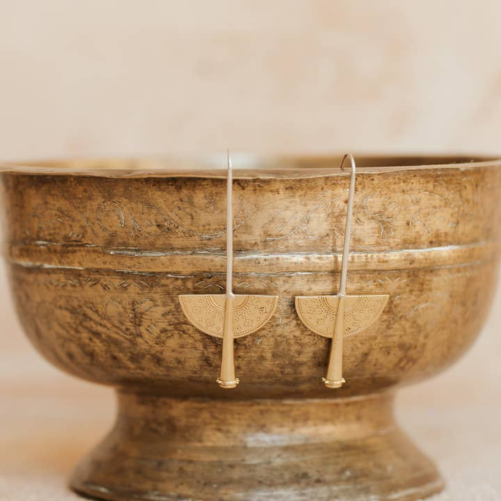 Nakila Collective - Wholesale Dangle Earrings - The Namu earrings - Brass / Silver combo4