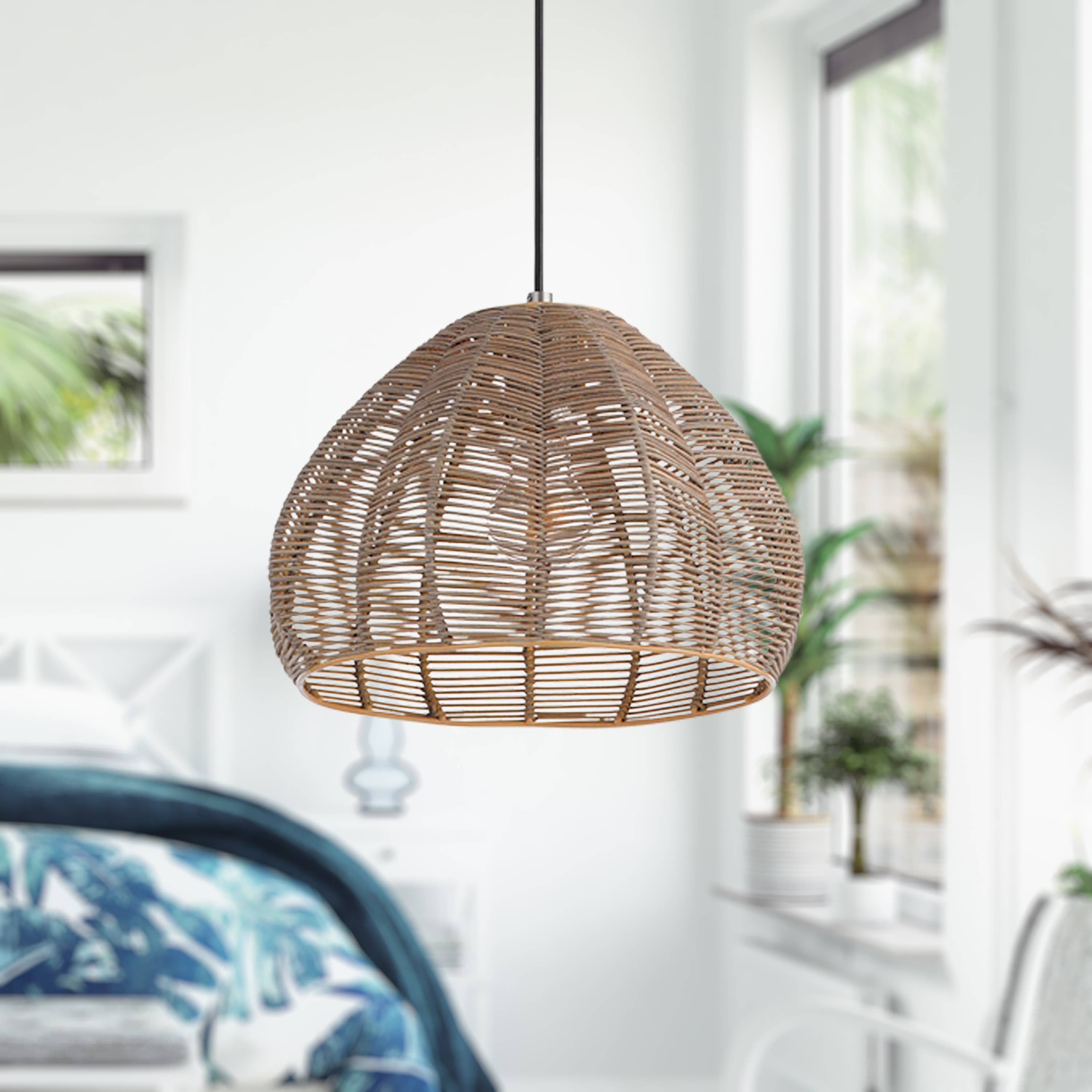 River of Goods - Vente Lustre/Suspension - Luminaire suspendu Gloriana en rotin tissé de 12,75 po de hauteur avec abat-jour en forme de tulipe7