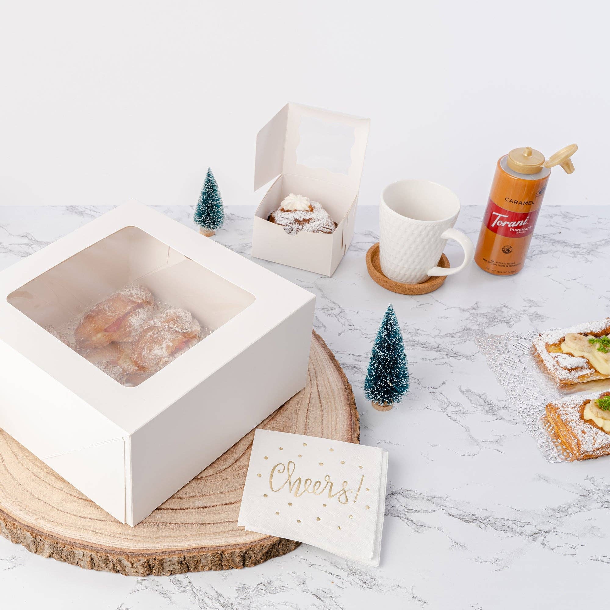 Marron Boîtes de boulangerie avec fenêtre | Paquet de 20 boîtes de 10 po H x 10 po L x 5 po H en vente sur Faire2