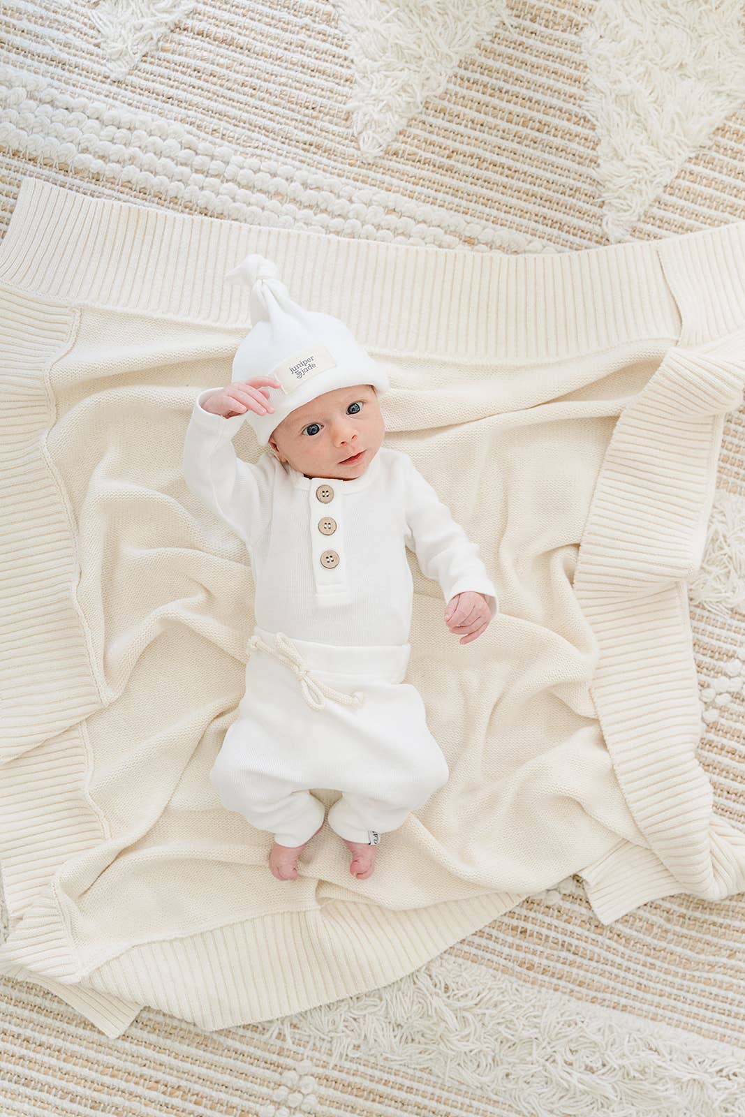 Lucky Panda Kids - Wholesale Bodysuit (Non-Footed) - Baby - Organic 3 Button Bodysuit | Milk32