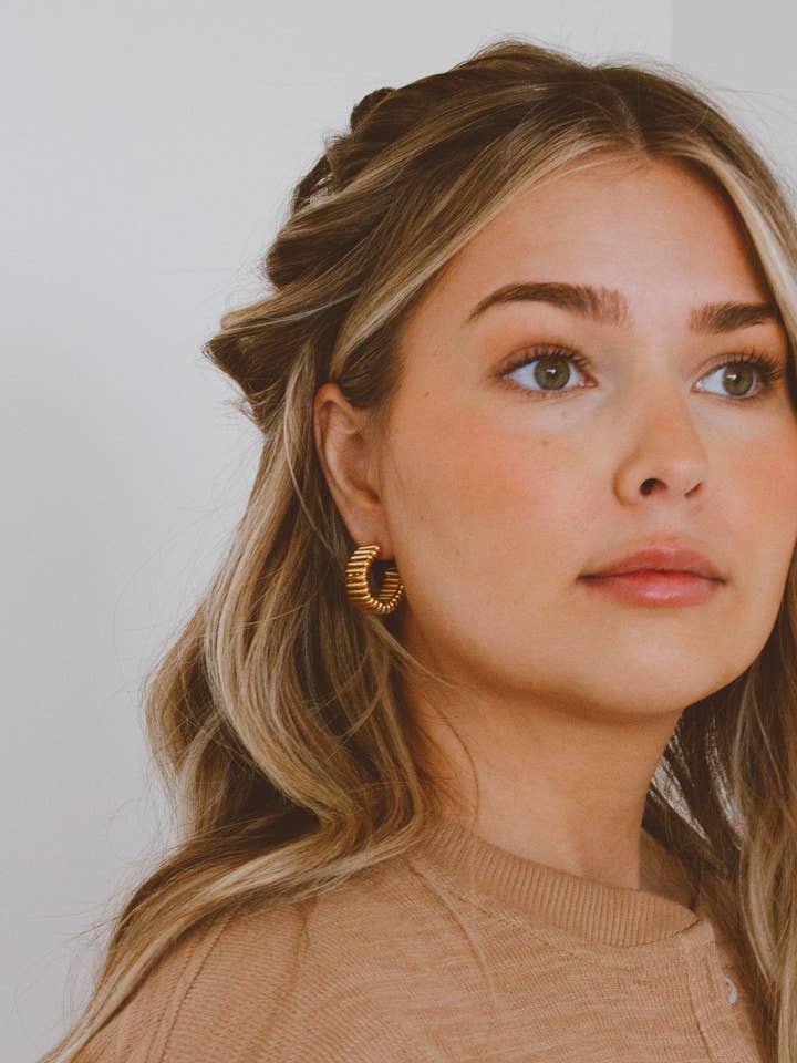 Créoles Trendsetter, hypoallergéniques pour la vente par Shop Andi