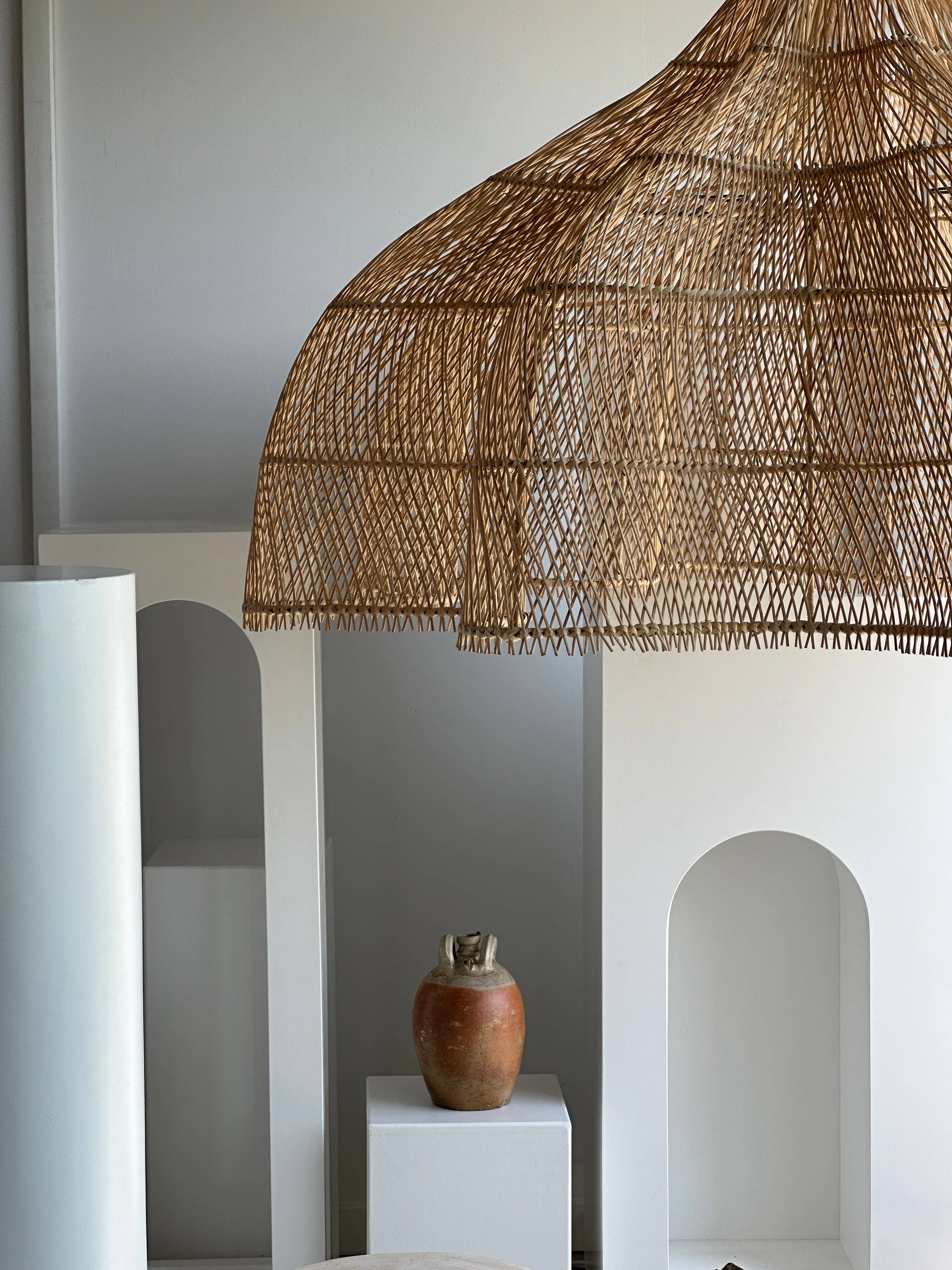 Office Objets - Wholesale Chandelier/Hanging Light - Immense rattan suspension in the shape of a flower, tulip, corolla H:1m; D:1m5093