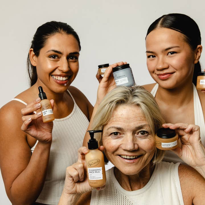 UpCircle Beauty UK – wholesale Retailer sample – Beauty & wellness – Sustainable anti-ageing + hydrating facial - retailer sample5