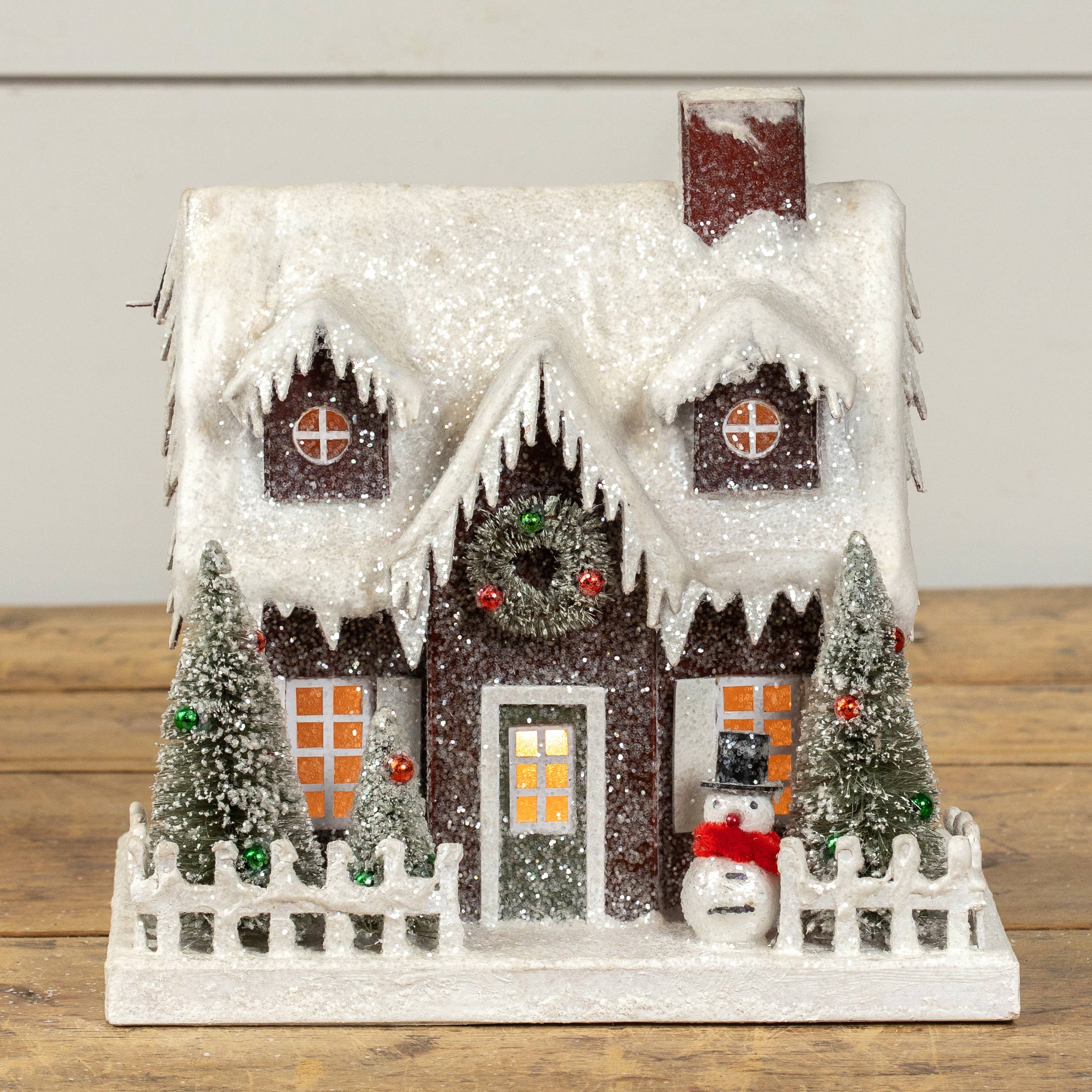 Ragon House – Decoração de Natal por atacado – CASA VERMELHA C/ BONECO DE NEVE1