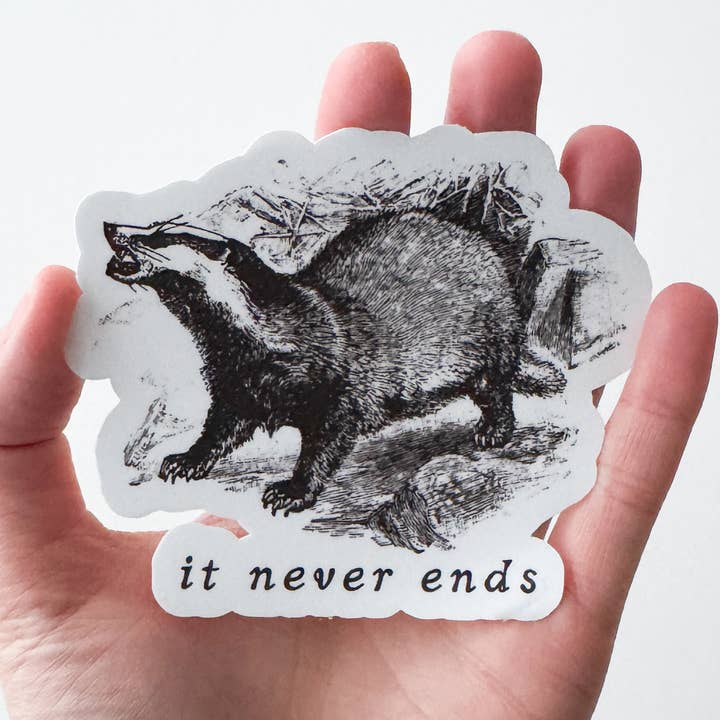 Autocollant en vinyle Badger XL pour la vente par Kinsfolk Stickers