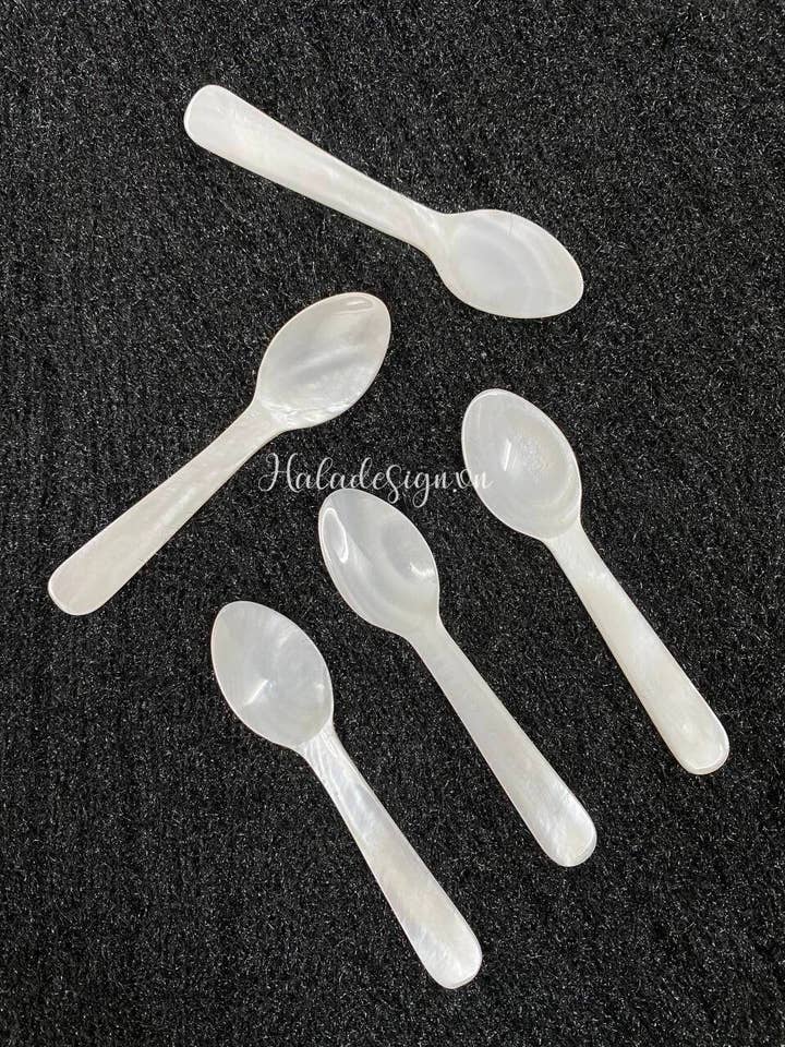 Custom Engraved Mother of Pearl Caviar Spoon (L=10.5cm) for wholesale by Hala Design