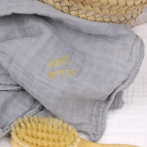 BARNABÉ AIME LE CAFÉ - Wholesale Inbakerdoek - Baby - Dubbelzijdige mousseline katoenen geborduurde babydoek16