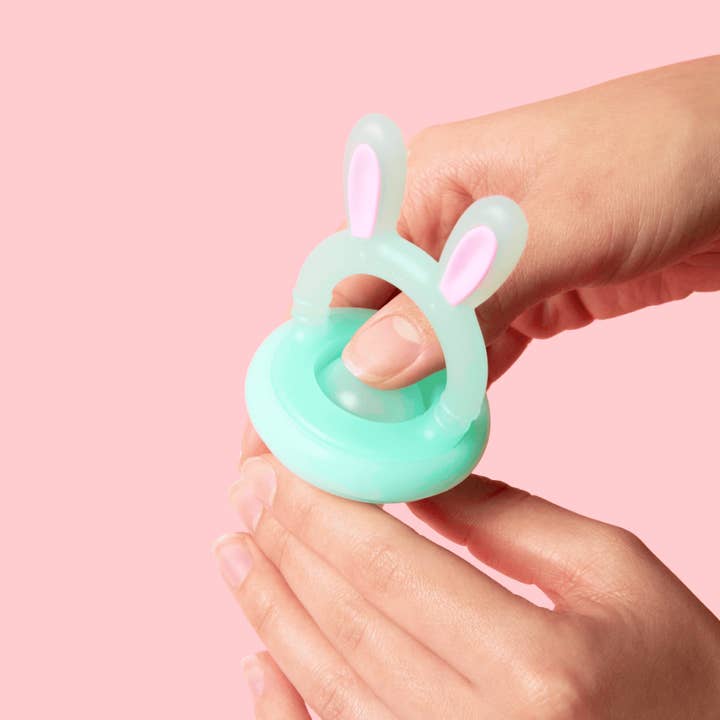 Vesta Baby - Wholesale Feeding Set - Baby - Baby Fruit Feeder Soft Silicone Food Nibbler Teether Set4