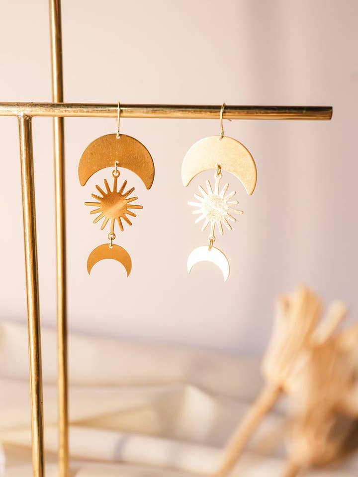 Månen og stjerne øreringe for engroshandel hos Asher Grey