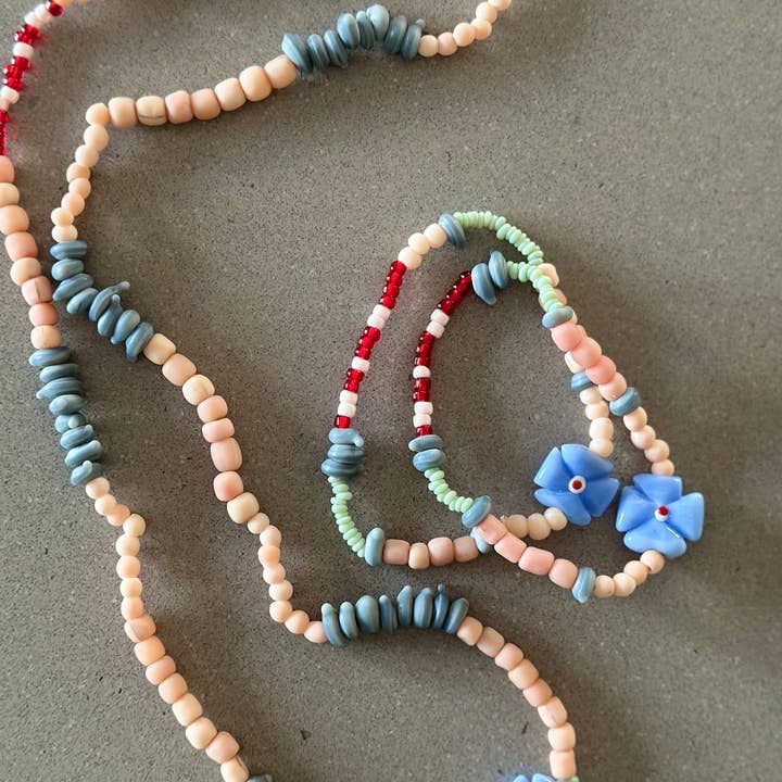 Bright Threads - Wholesale Beaded/pearl necklace - PLEATS🌸 Necklace - BLUE Flower4