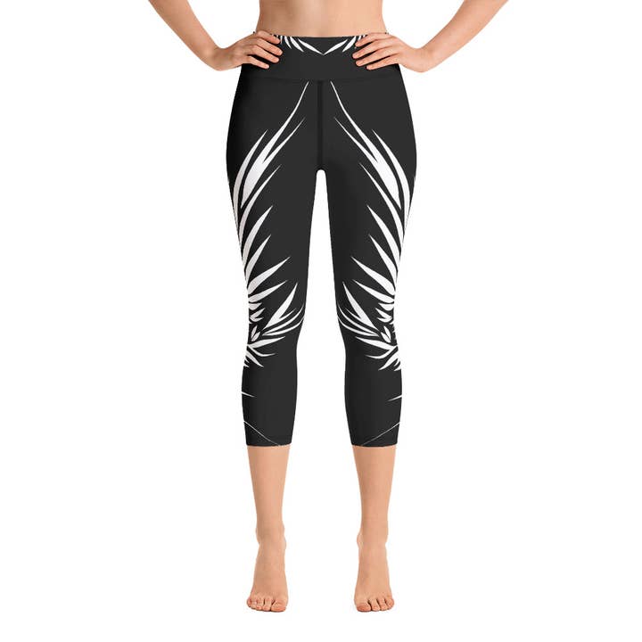 Leggins Capri Sports diseñados por Yin Yang Power Up Black & White para venta al por mayor de Natascha van Es Fingerprint Art
