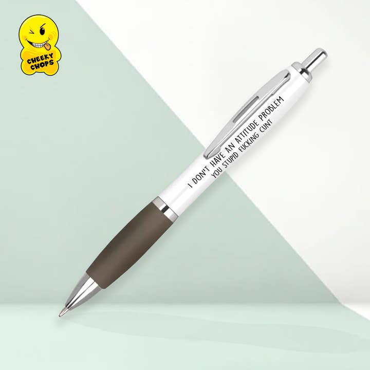 Cheeky Chops Cards & Wanky Candles - Vendita all'ingrosso Penne - Penna divertente, maleducata e offensiva, con scritta «Attitude Problem», PEN46