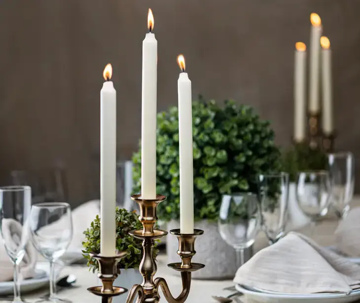 Elfenbein 31,5 Zoll-Kegelkerzen für den Haushalt, 50 Stück, elfenbeinfarben für den Großhandel auf Faire2