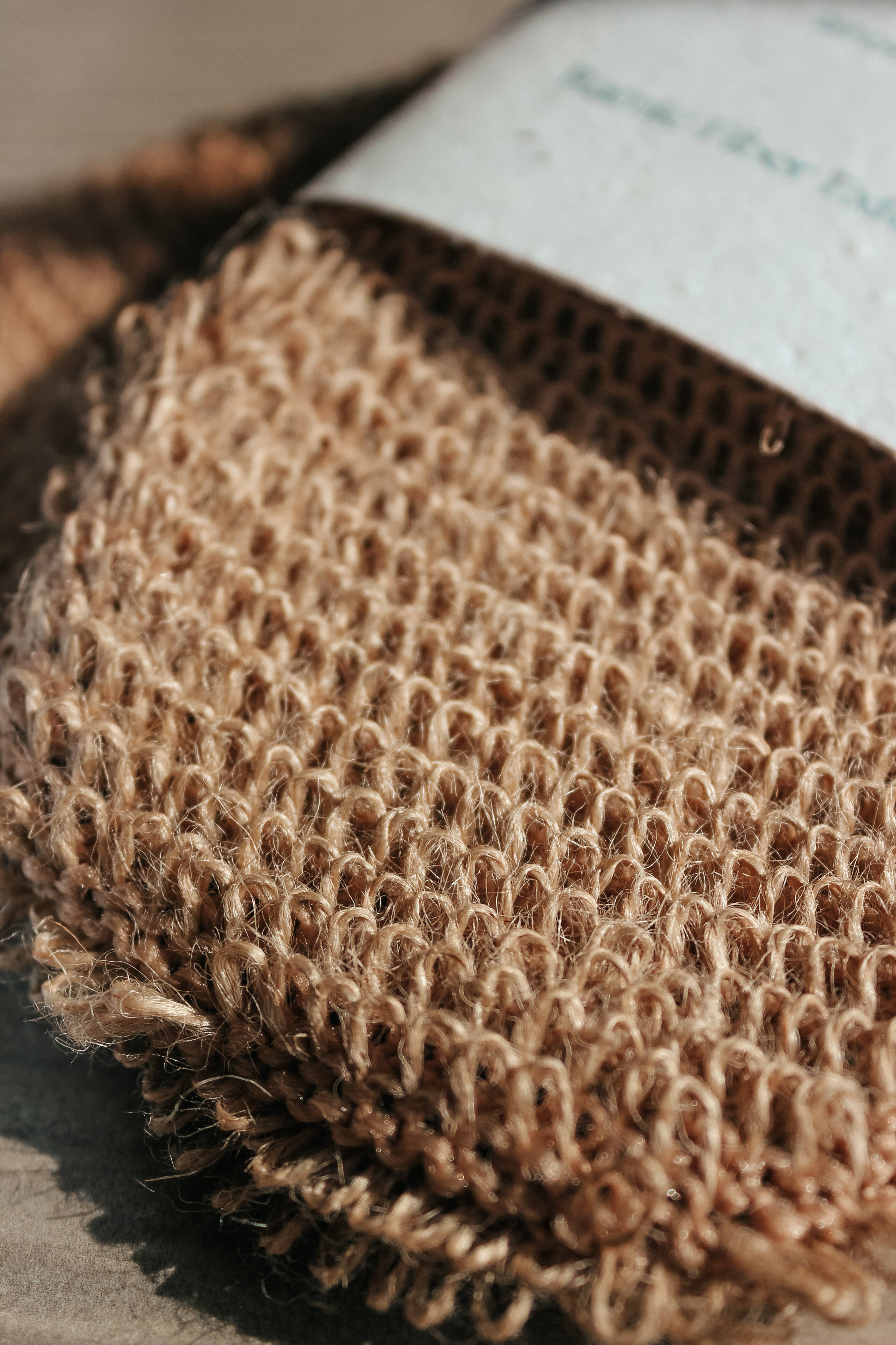 Aroma Theory – Großhandel Peeling-Handschuhe/-Fäustlinge – Ramiefaser-Peelinghandschuh - Jute2