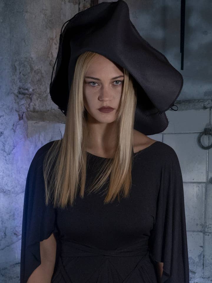 Transformador de Sombrero-Bolsa Flip for wholesale by Zhannaona