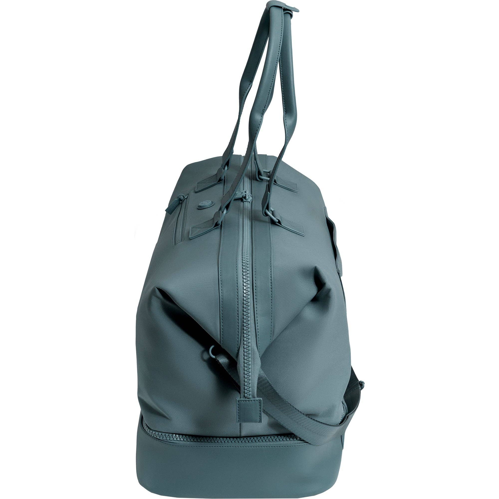 Magid - Wholesale Weekender Bag - Women's - Max Studio Sport Nylon & Faux Leather Drop Bottom Duffel Bag18