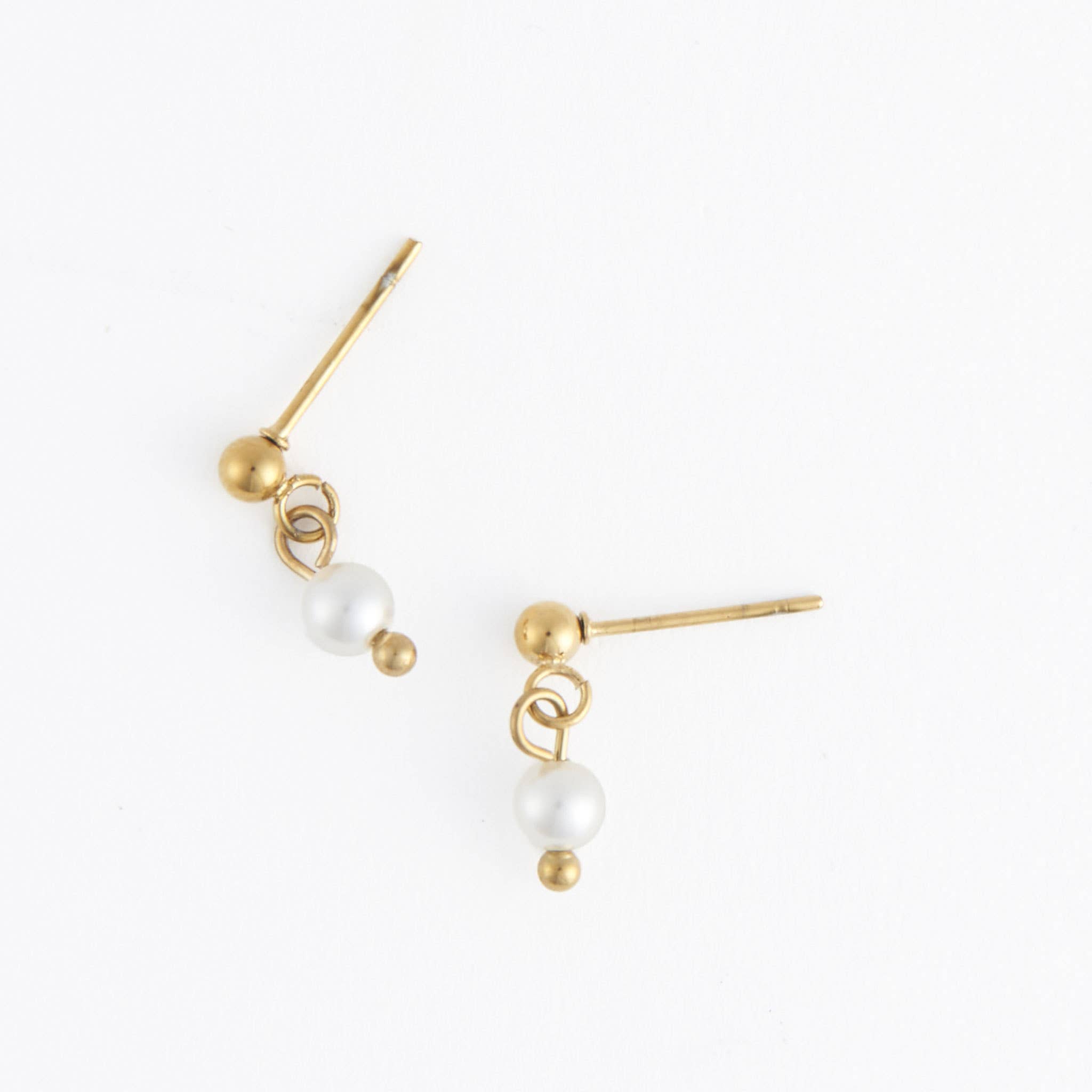 Howard's - Wholesale Stud/Post Earrings - Waterproof Earrings 18K Gold Pearl Dangle Studs2