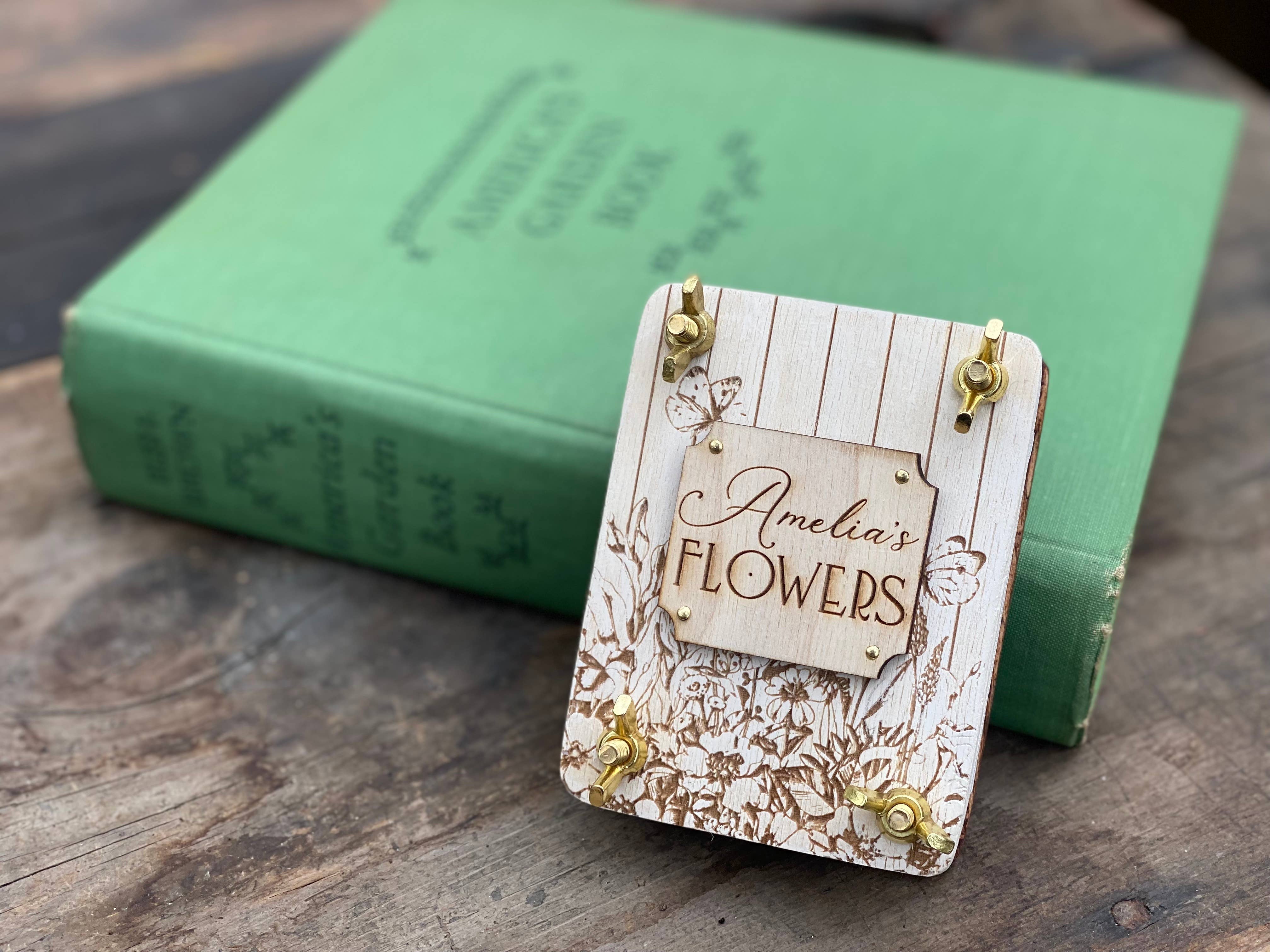 Holly Hills Lane - Wholesale Doe-het-zelf-knutselset - Wilde bloemen & Vlinders Gepersonaliseerde Bloemenpers4