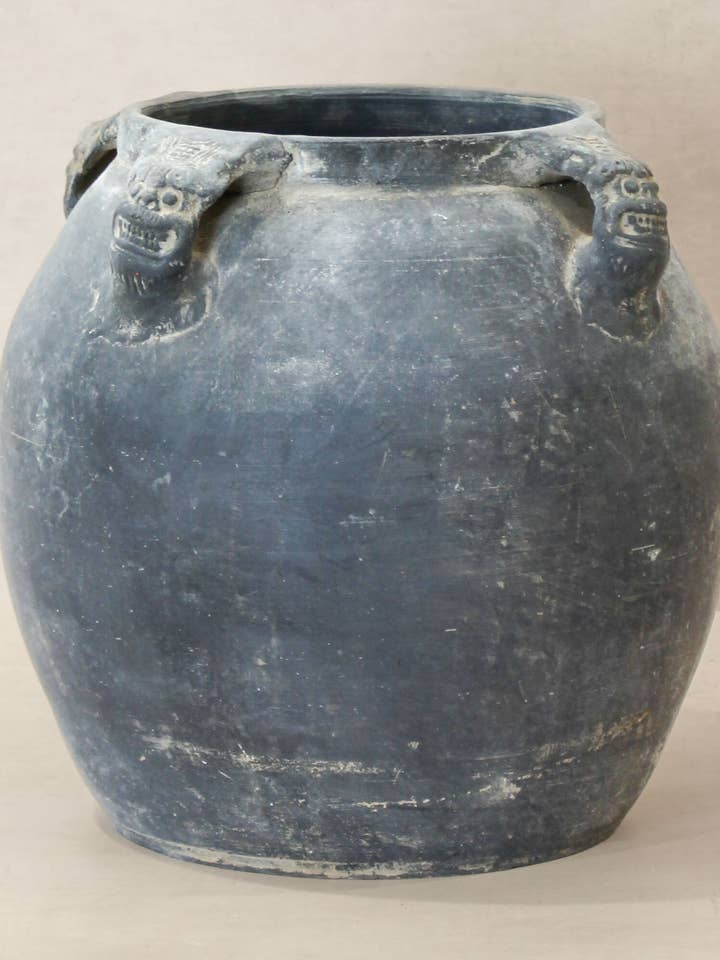 Pot Sombre Vintage Oreilles de Lion - De04 pour la vente par Botanical Boys