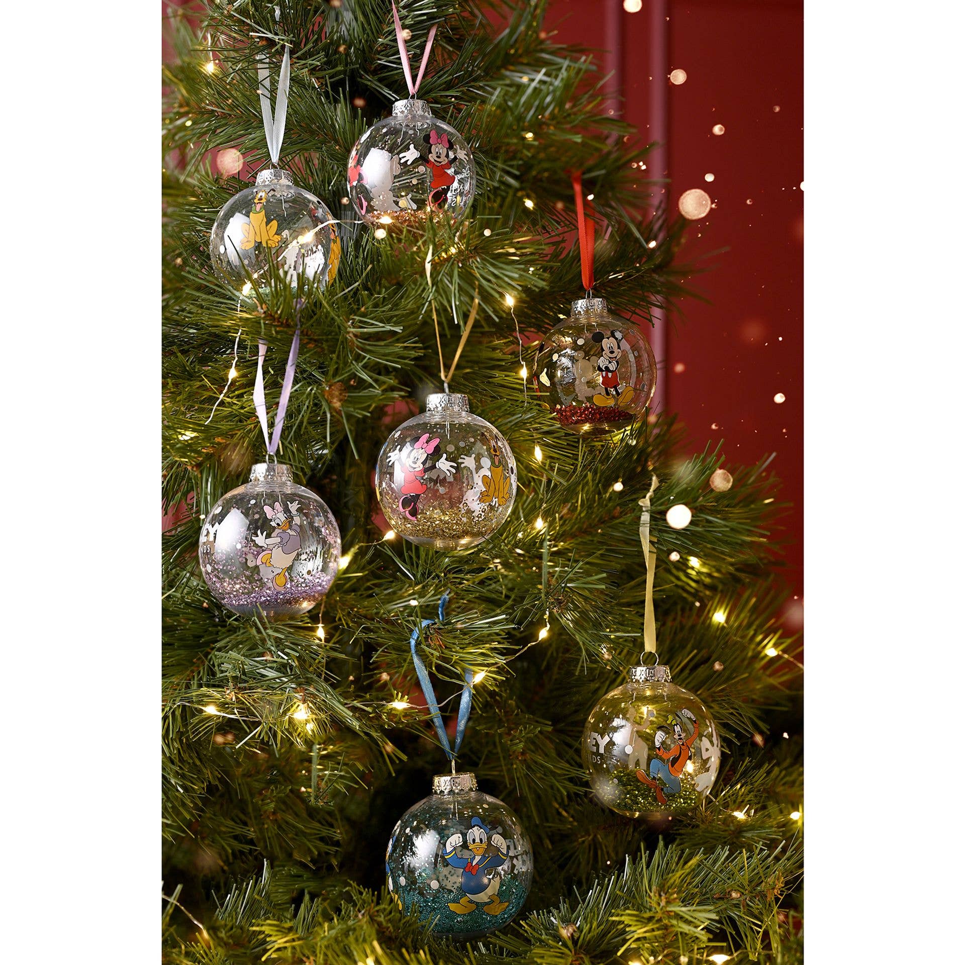 WIDDOP and Co. - Wholesale Christmas Decoration - Disney Set of 7 Baubles - Mickey & Friends1