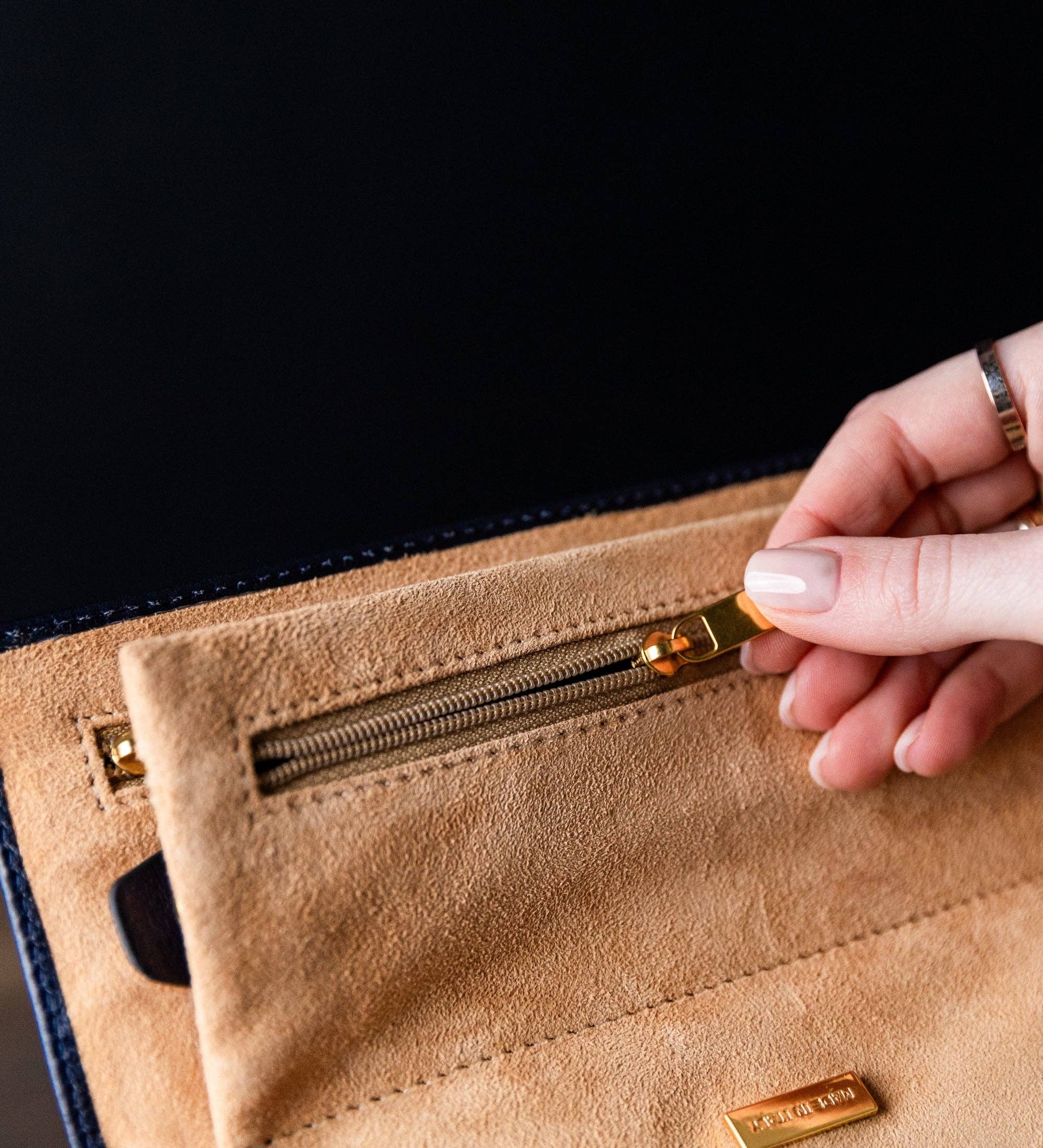 Time Resistance - Venta al por mayor Joyero/organizador de joyas - Estuche de Viaje para Joyas de Cuero para Mujer - Madame Bovary41