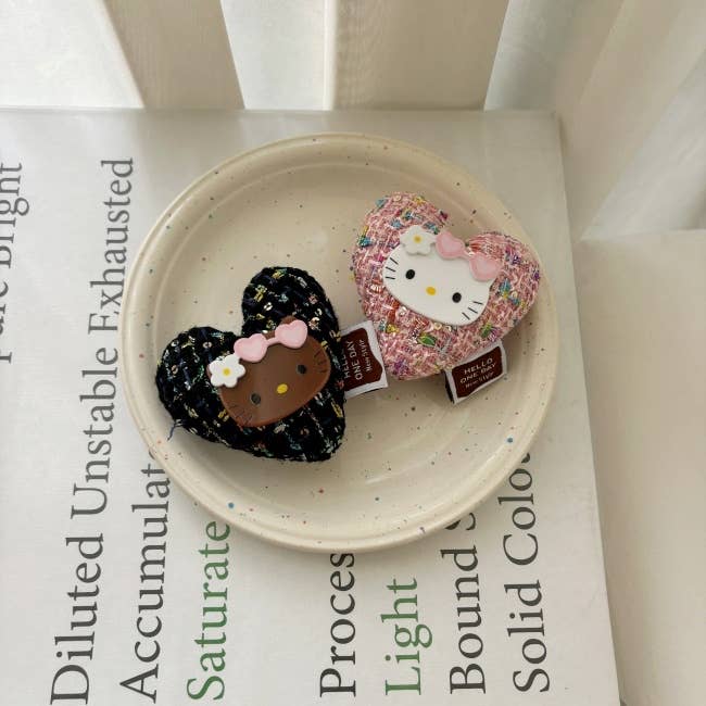 MOND HAUS - Wholesale Phone Grip - Tweety Phone Holder Kitty Face Tweed Heart Plush Charm