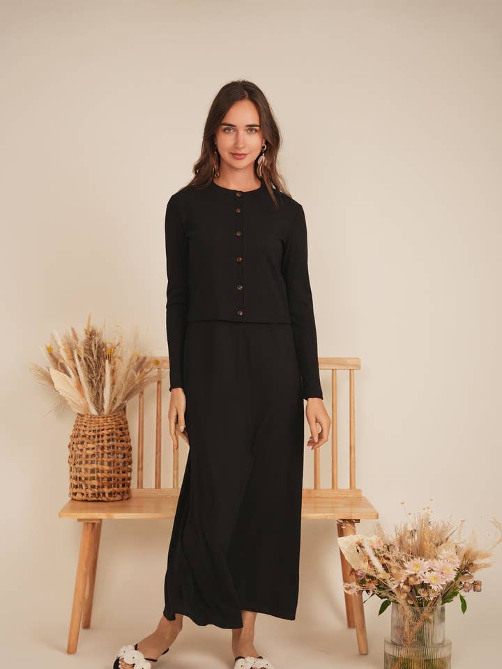 Cardigan court côtelé pour la vente par Hush.Shop