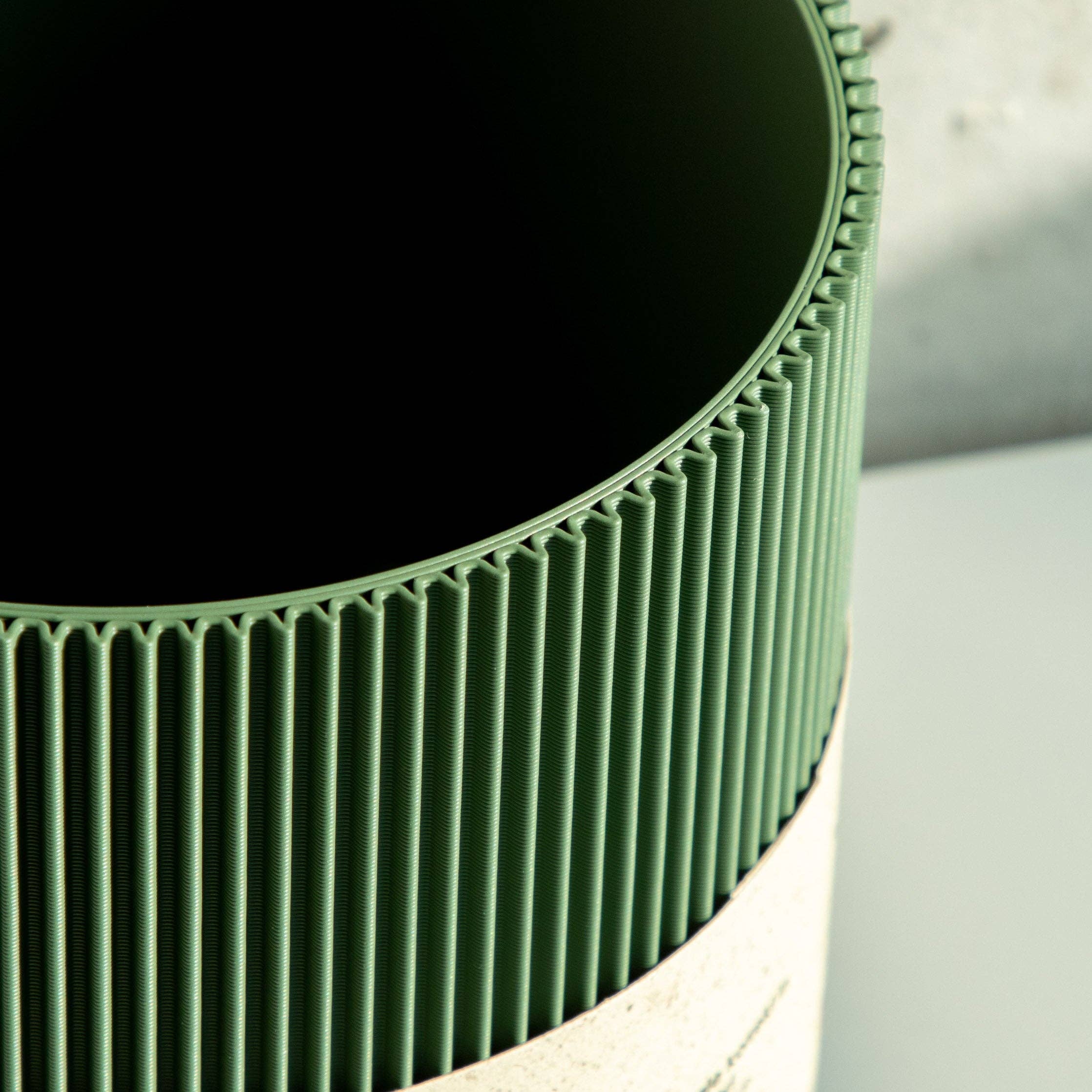 dennismaass. - Wholesale Plant Pot - GERADE - TOPF4