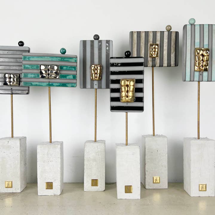 Farzin Kavaji - Wholesale Sculpture - MR Gold Pack 065