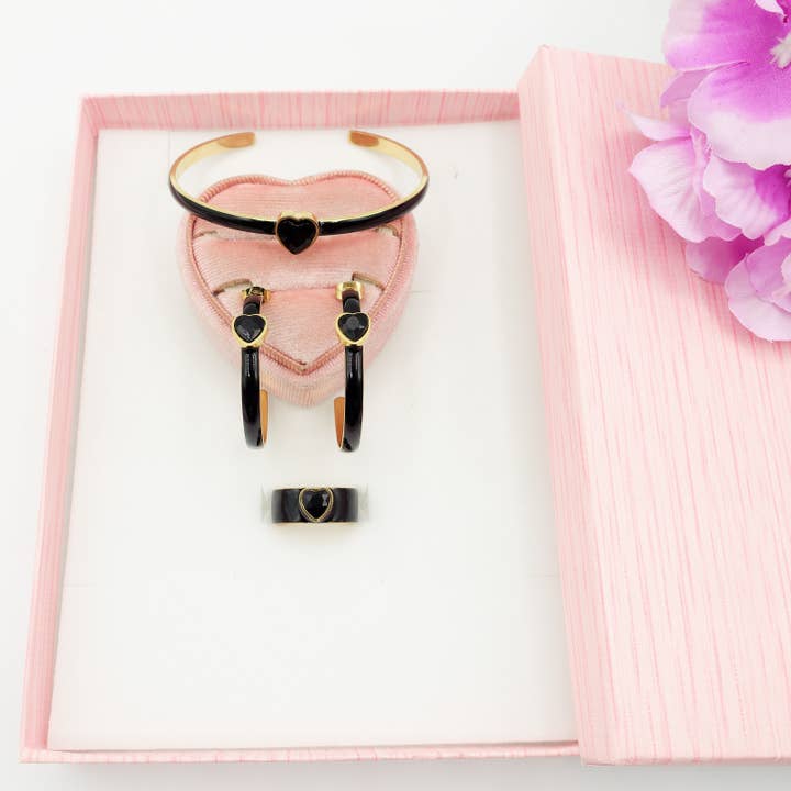 NERO BASE GOLD BELLE SET BLACK ~ ACCIAIO INOSSIDABILE - 3 Pezzi Orecchini, Anello e bracciale for wholesale on Faire