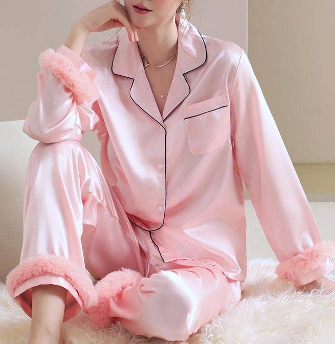 Rosa Clothing - Wholesale Lounge Set - Women's - Stain fur trim long-sleeved shirt pants loungewear set1
