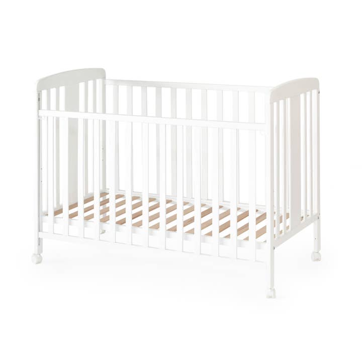 S&P NEWBORN, S.L.(Naf Naf ) - Vendita all'ingrosso Culla - Neonati - CULLA LACCATA BIANCA NAF NAF
