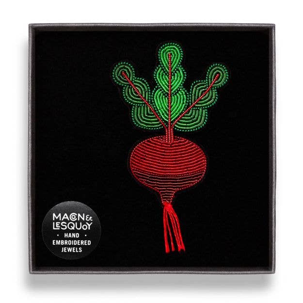 Macon & Lesquoy - Wholesale Brooch - Hand embroidered brooch - Beetroot1