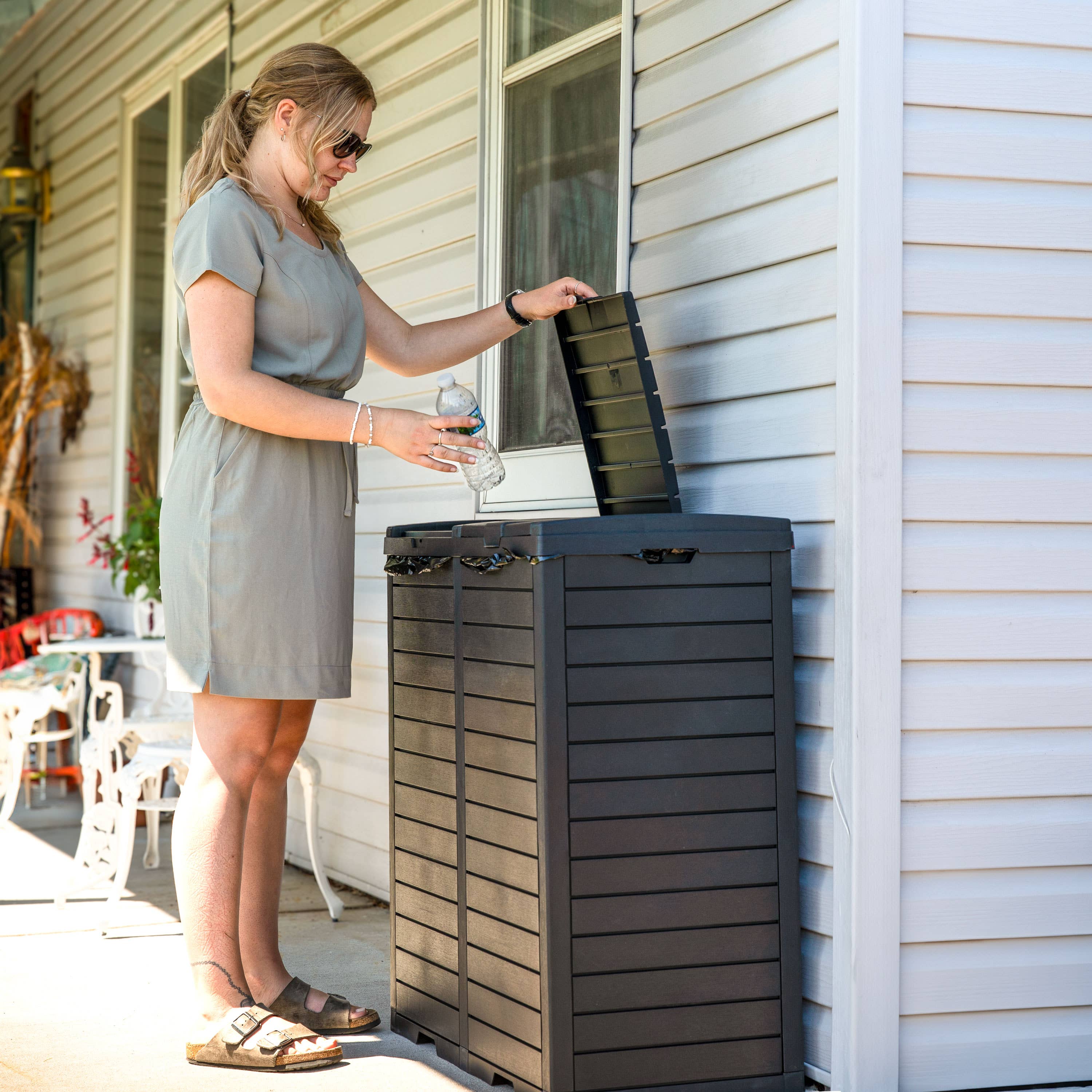 Sunnydaze Decor - Wholesale Trashcan/Trash Bin - 78 Gal. Outdoor Double Trash Can with Lids - Black8