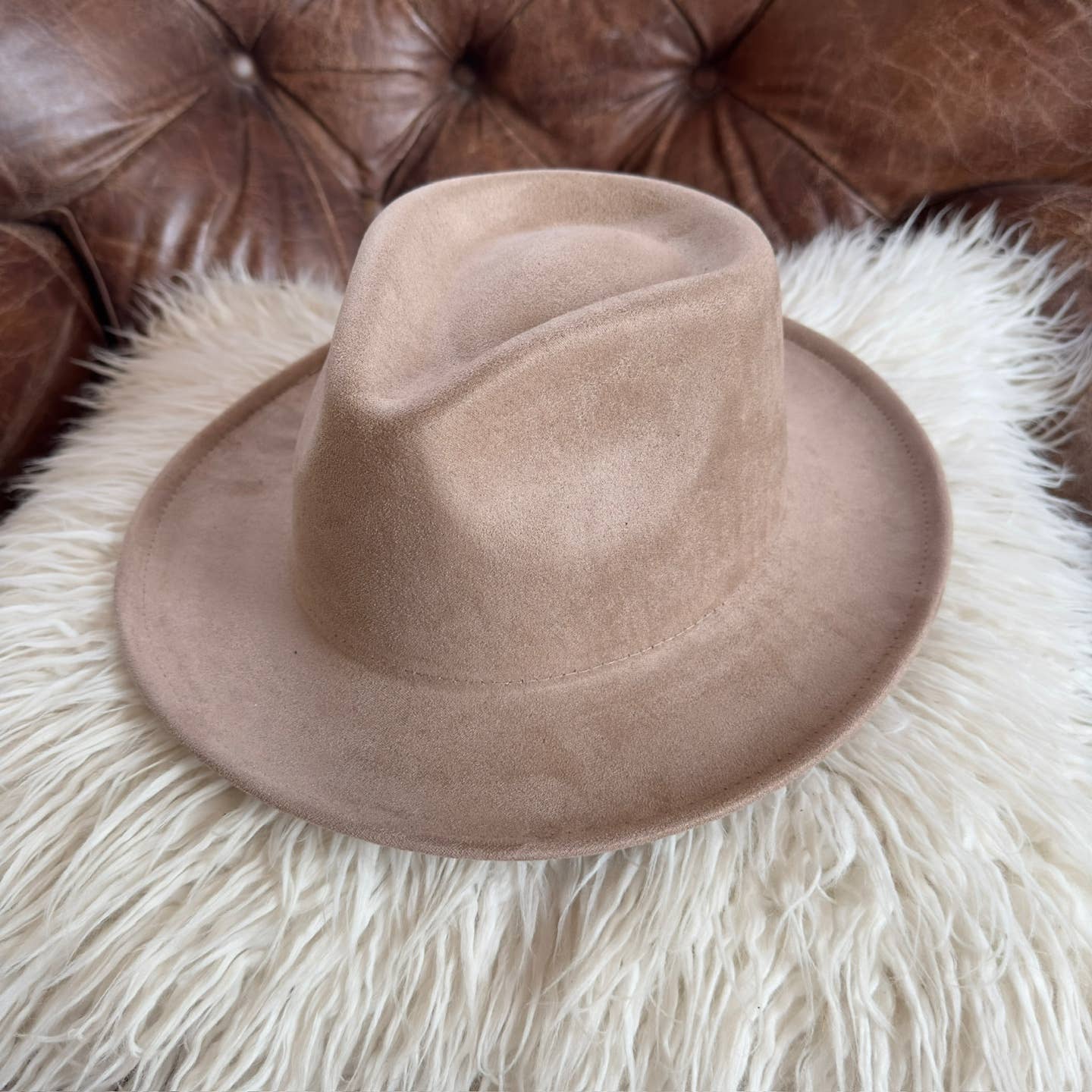 Queens INC - Wholesale Fedora - Women's - Stiff Short  Brim Rancher in  Suede Hat18