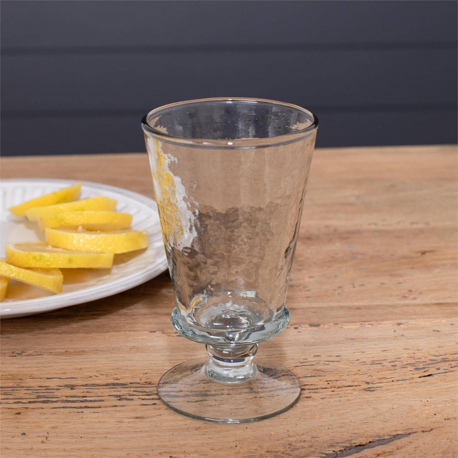 Audrey's Home & Gift – wholesale Dricksglas och koppar – Hamrad Glasbägare (Förp/06)1