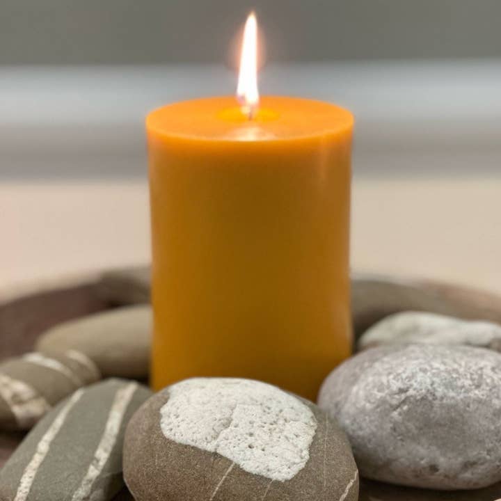 Pollen Sisters - Wholesale Pillar candle - Candle - Big Buzz - Large Pillar - 100% Pure Beeswax1