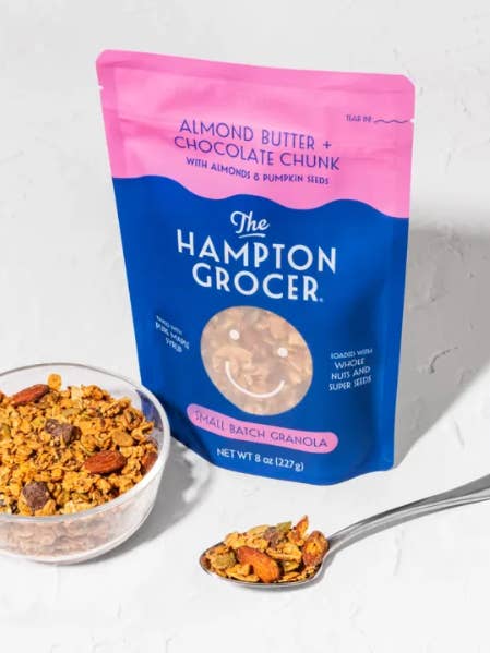 The Hampton Grocer - Granola au beurre d'amande et morceaux de chocolat pour la vente par Mast